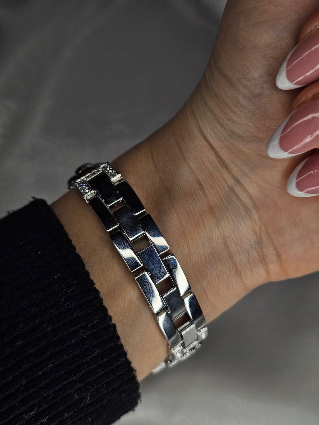 Clover Crystal Apple Watch Band